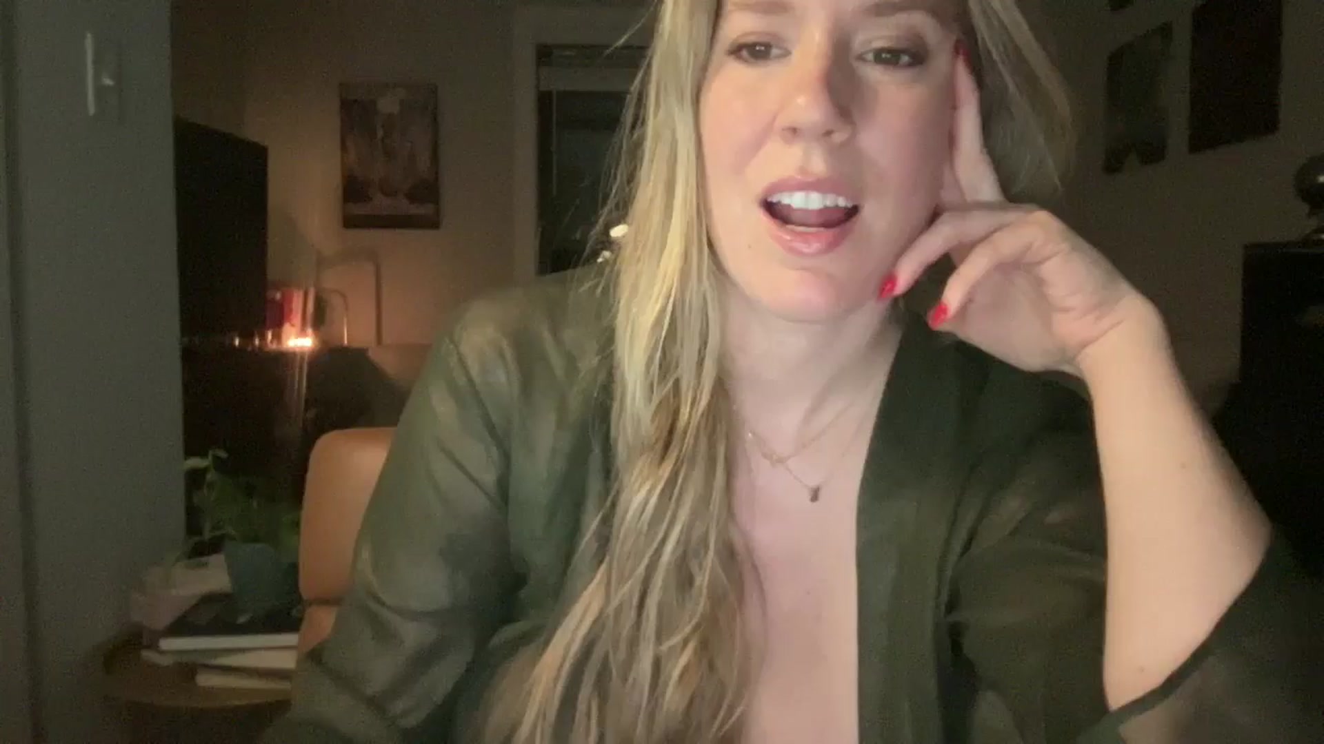 Gallery image thumbnail from ChiTown_777's myfreecams stream on, 03/03/2026, 03:01 image 5 of 20