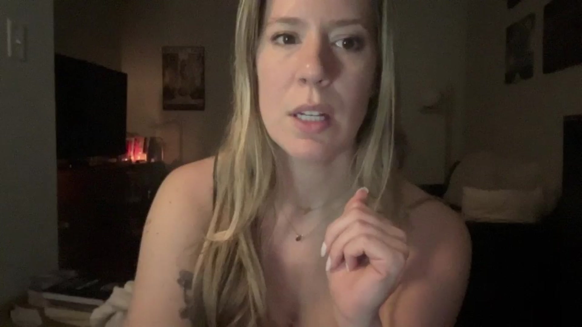 Gallery image thumbnail from ChiTown_777's myfreecams stream on, 03/20/2026, 03:03 image 2 of 20
