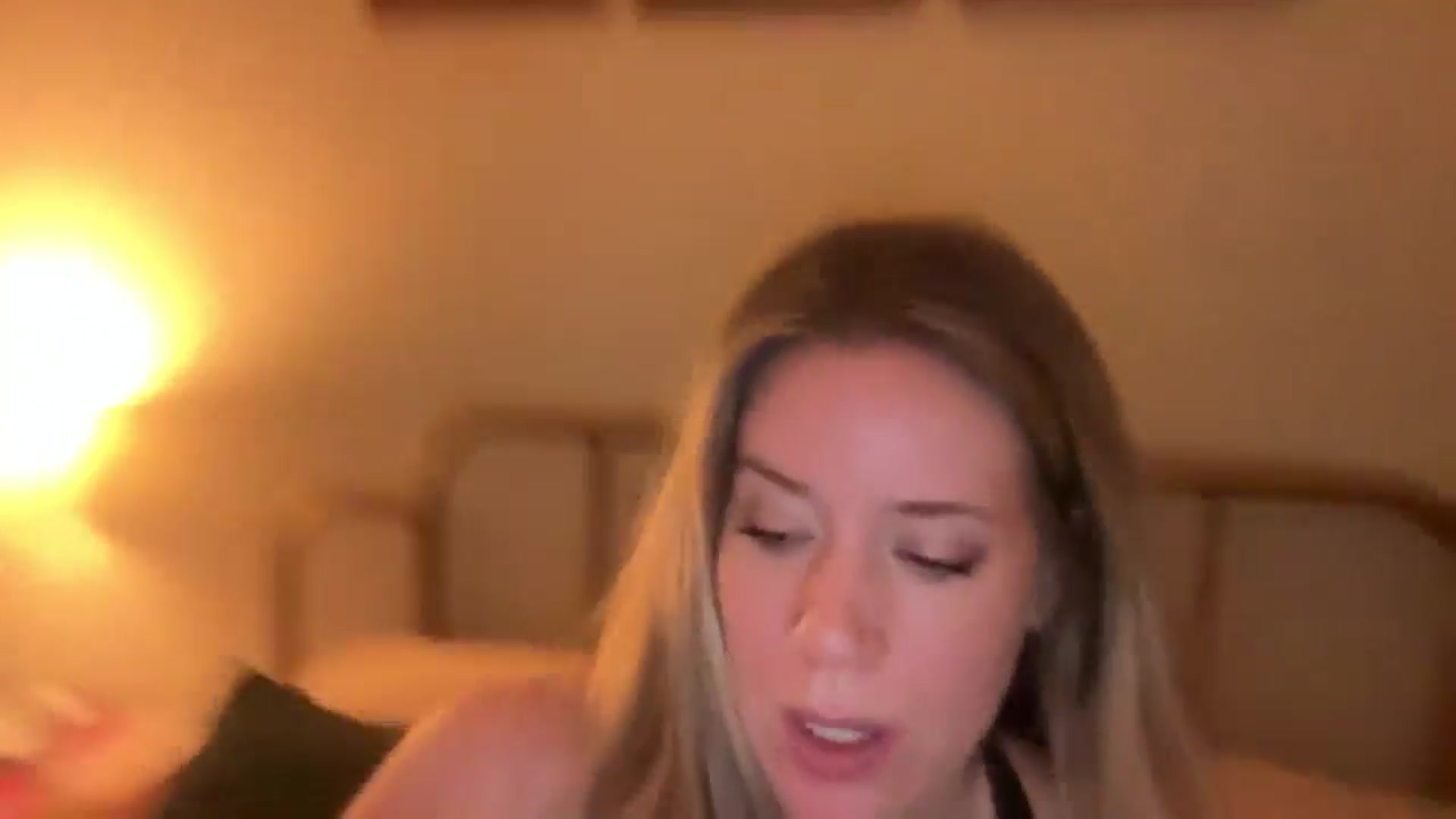 Gallery image thumbnail from ChiTown_777's myfreecams stream on, 03/23/2026, 04:10 image 13 of 20