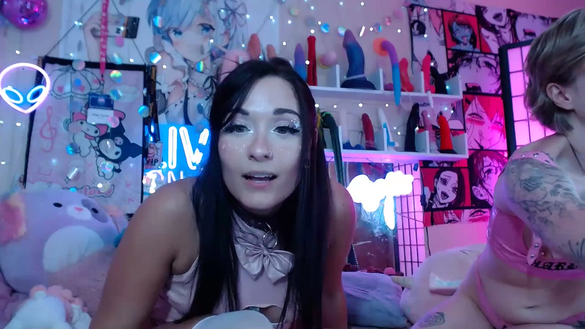 Gallery image thumbnail from ChibiCyriis's myfreecams stream on, 07/07/2023, 23:20 image 14 of 20