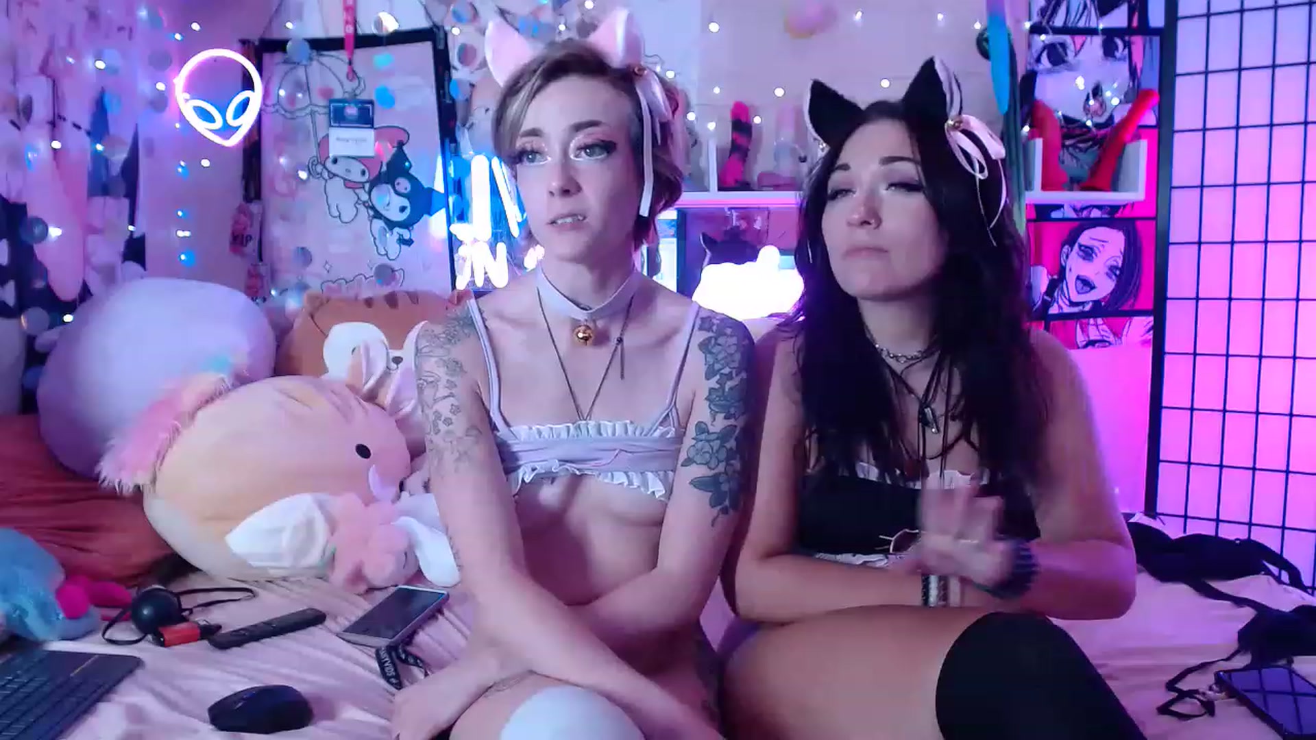 Gallery image thumbnail from ChibiCyriis's myfreecams stream on, 07/29/2023, 02:04 image 16 of 20