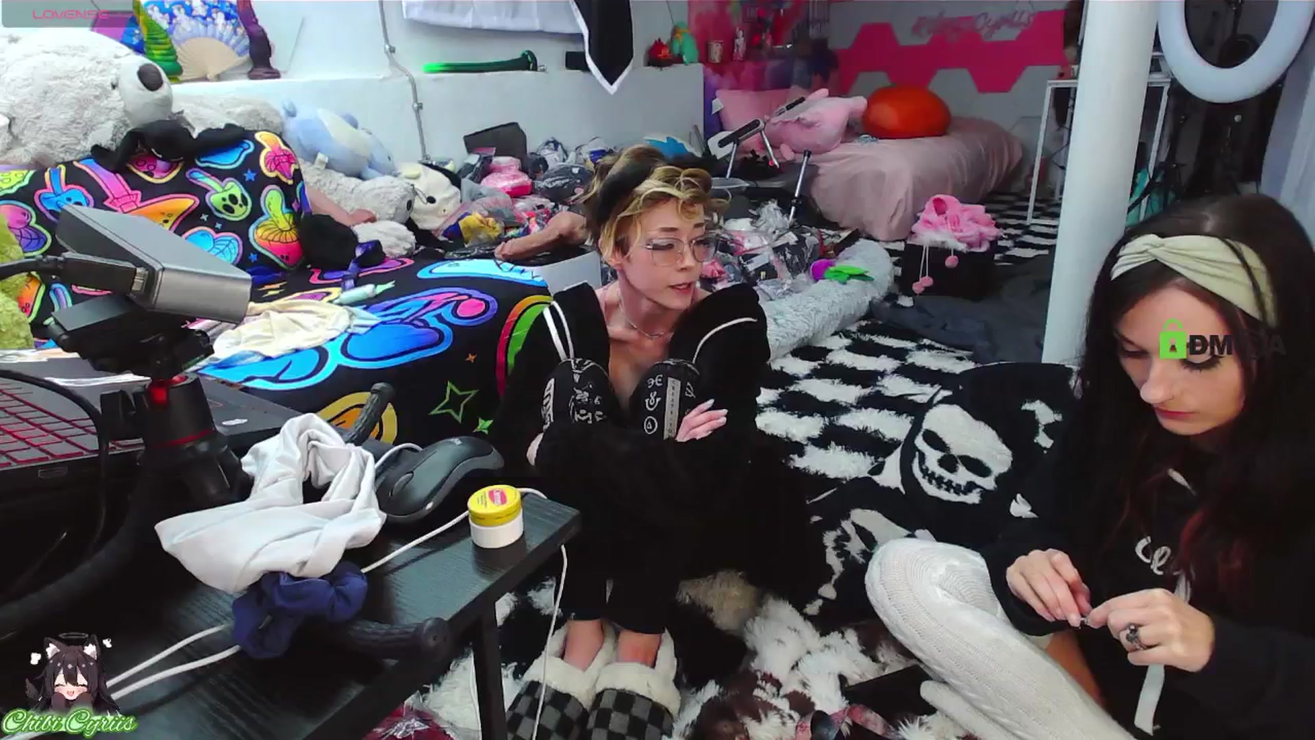 Gallery image thumbnail from ChibiCyriis's myfreecams stream on, 04/16/2026, 01:45 image 8 of 20