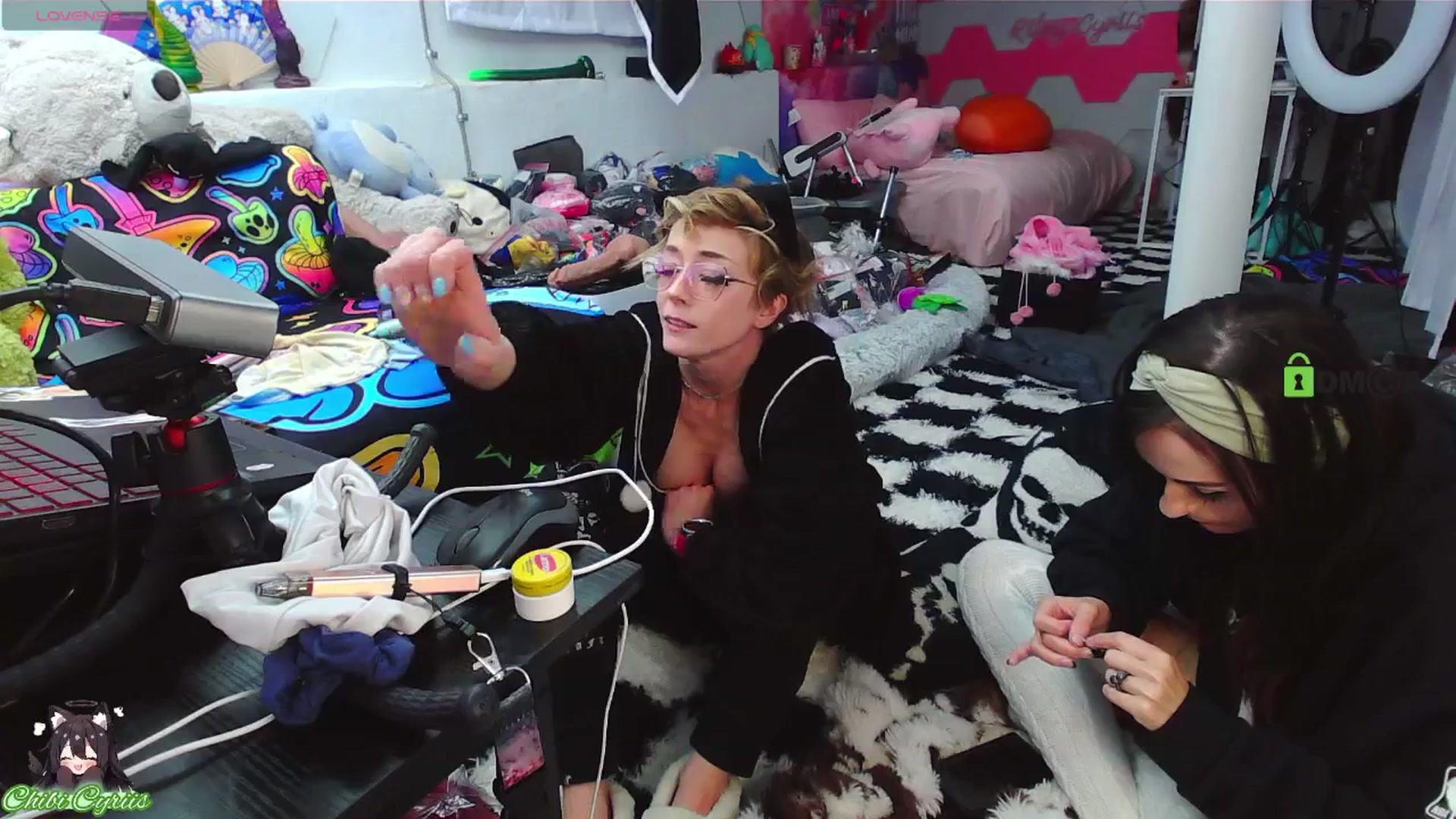 Gallery image thumbnail from ChibiCyriis's myfreecams stream on, 04/16/2026, 01:45 image 9 of 20