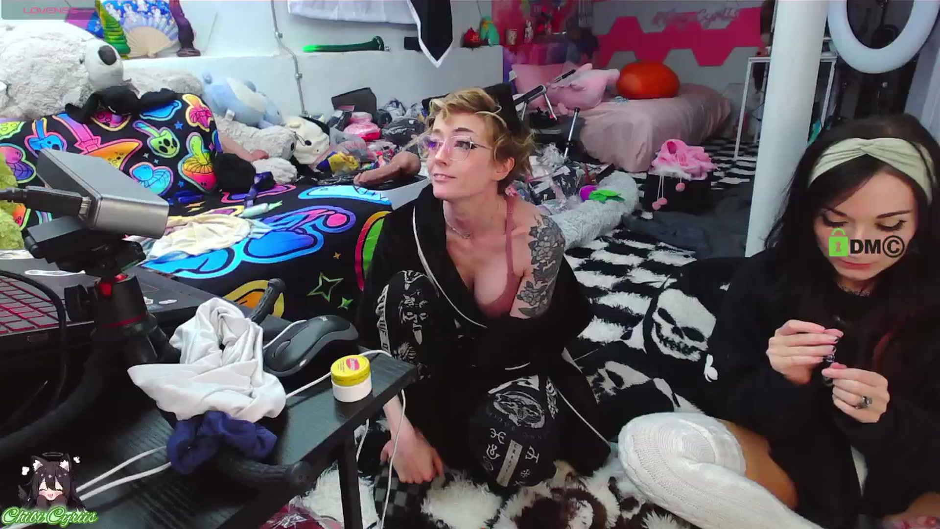 Gallery image thumbnail from ChibiCyriis's myfreecams stream on, 04/16/2026, 01:45 image 12 of 20