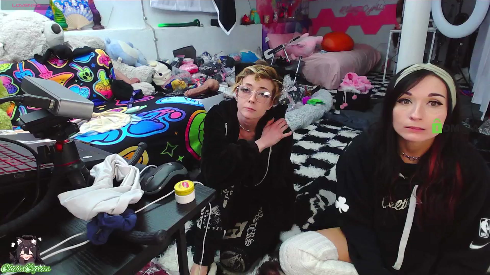 Gallery image thumbnail from ChibiCyriis's myfreecams stream on, 04/16/2026, 01:45 image 6 of 20