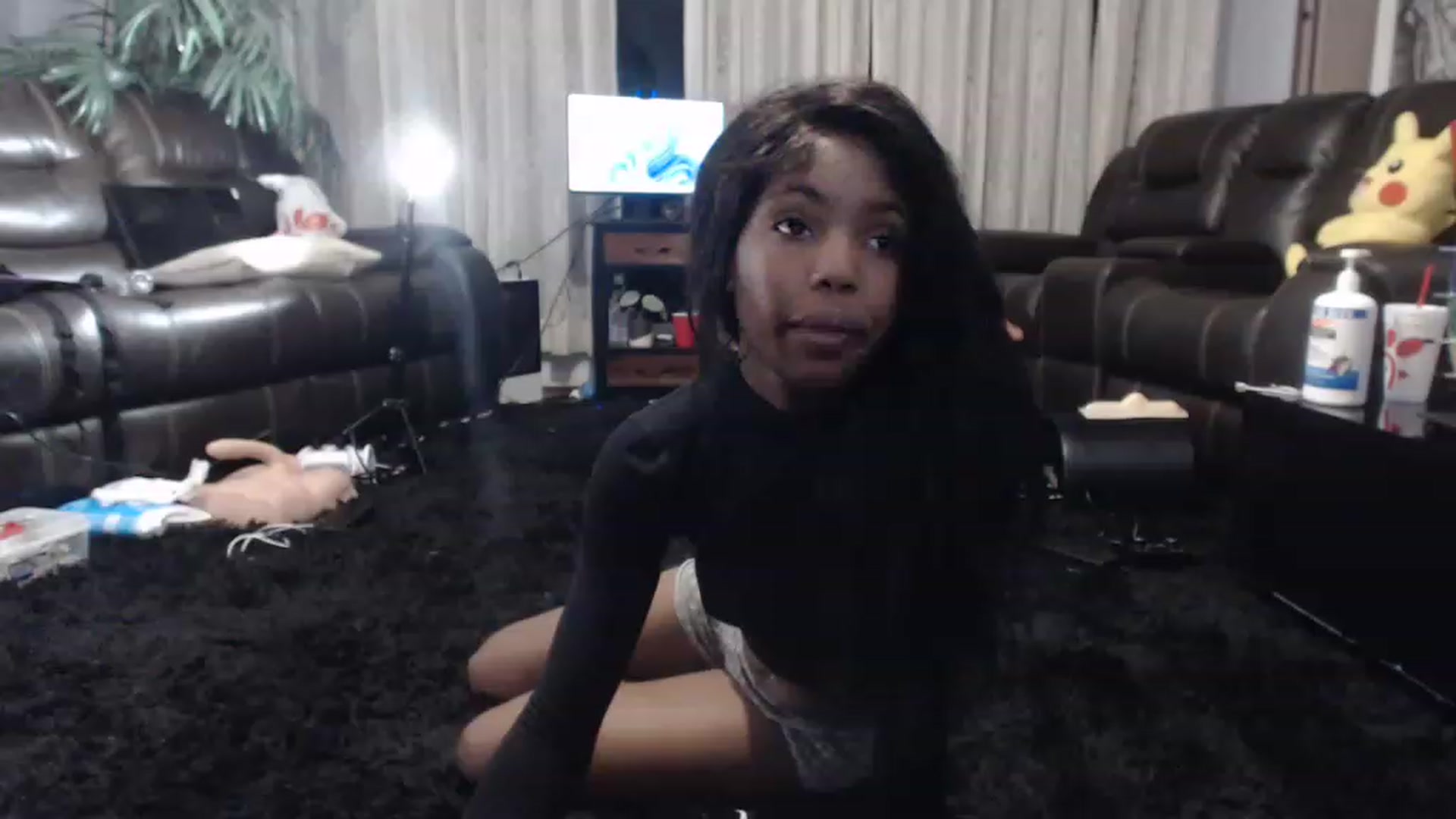 Gallery image thumbnail from Chibunny's myfreecams stream on, 12/03/2022, 06:15 image 13 of 20