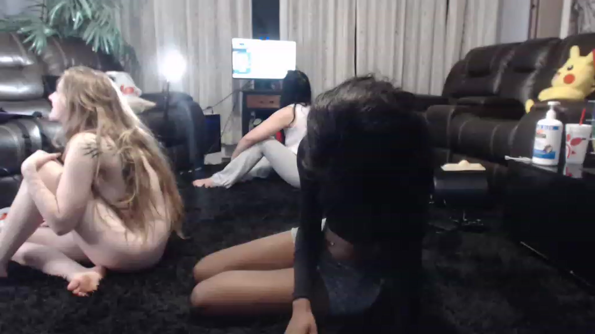 Gallery image thumbnail from Chibunny's myfreecams stream on, 12/03/2022, 06:15 image 5 of 20