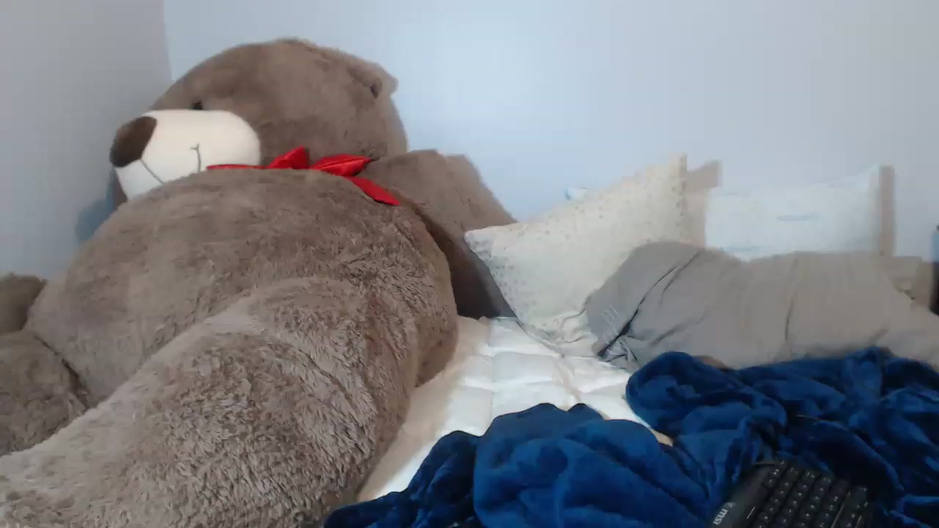 Gallery image thumbnail from Chibunny's myfreecams stream on, 12/04/2022, 04:00 image 12 of 20