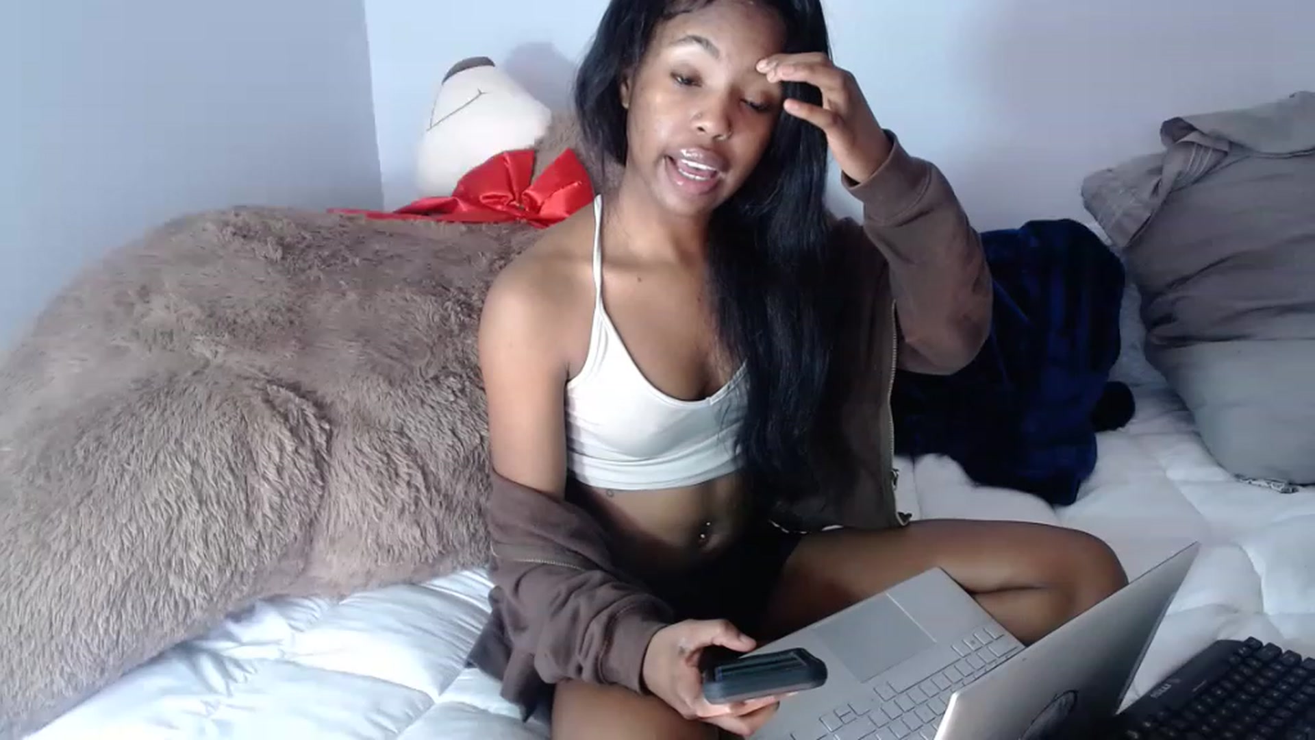 Gallery image thumbnail from Chibunny's myfreecams stream on, 12/08/2022, 19:21 image 10 of 20