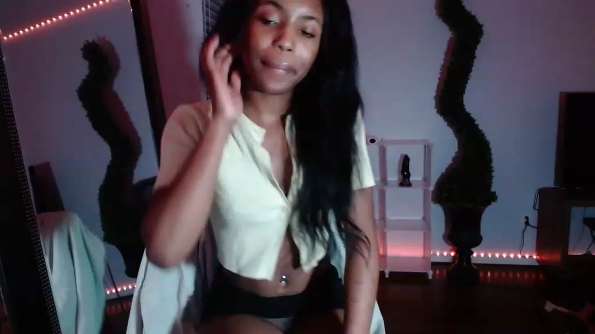 Gallery image thumbnail from Chibunny's myfreecams stream on, 12/09/2022, 05:40 image 7 of 20