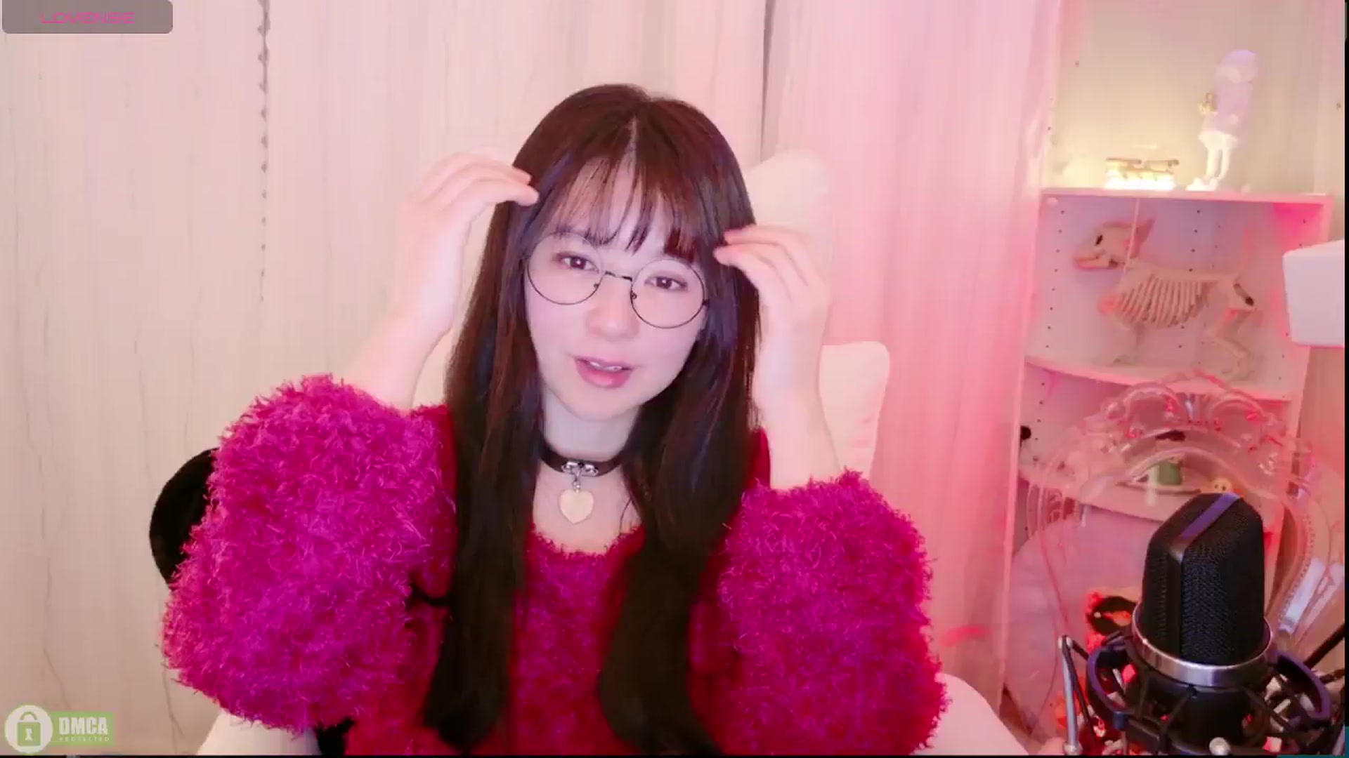 Gallery image thumbnail from Chick_'s myfreecams stream on, 11/10/2024, 06:26 image 11 of 20