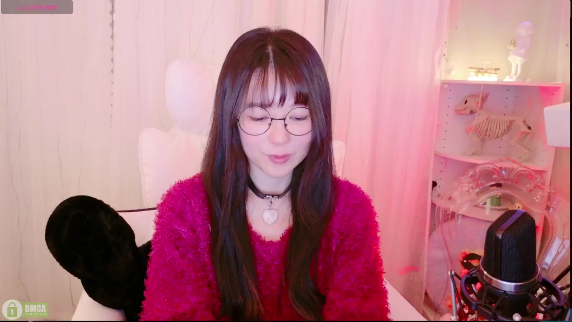 Gallery image thumbnail from Chick_'s myfreecams stream on, 11/10/2024, 06:26 image 12 of 20