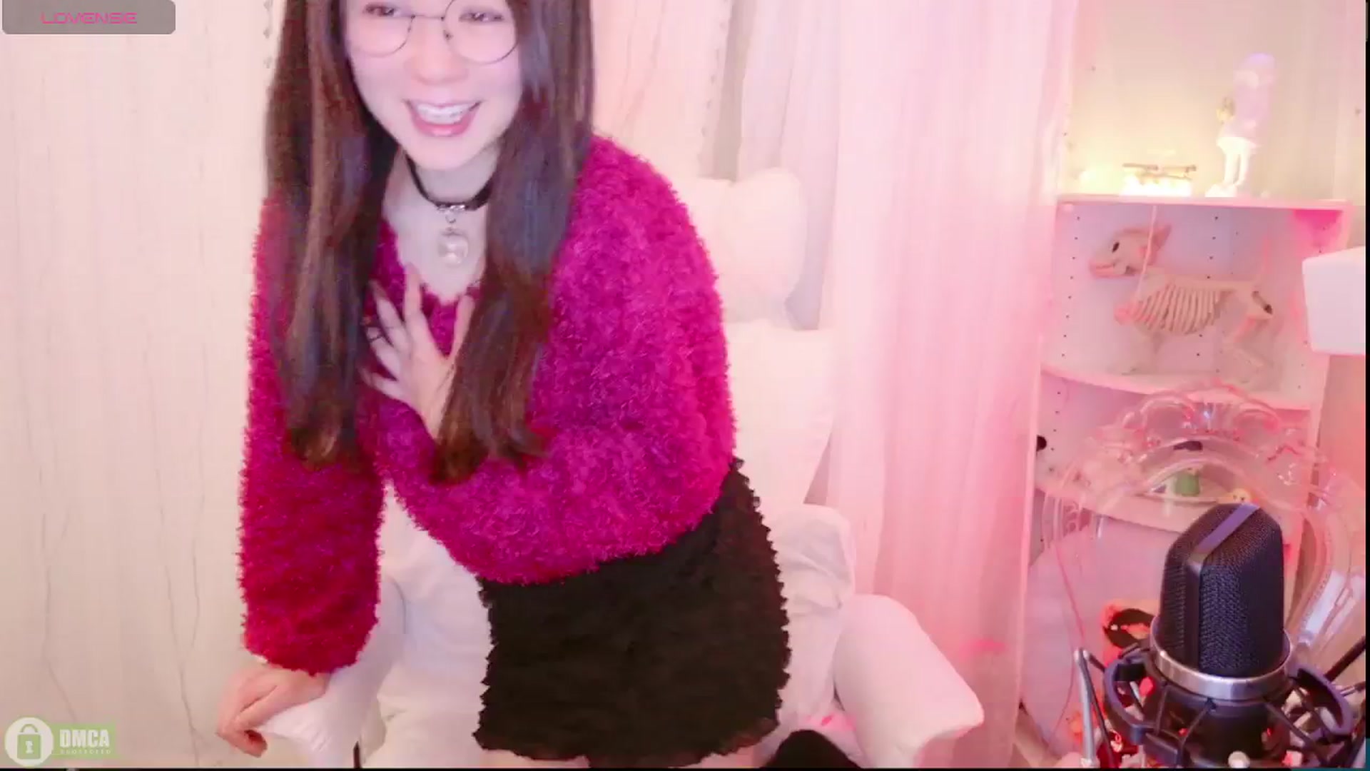 Gallery image thumbnail from Chick_'s myfreecams stream on, 11/10/2024, 06:26 image 6 of 20