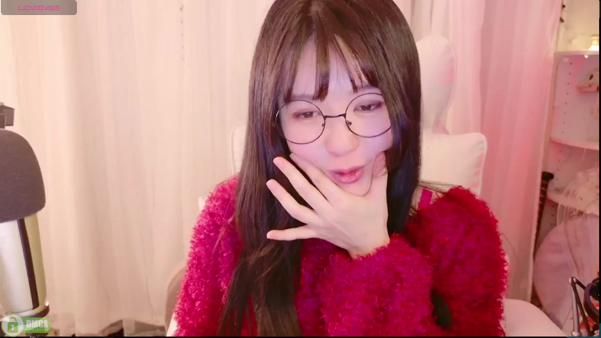 Gallery image thumbnail from Chick_'s myfreecams stream on, 11/10/2024, 08:31 image 5 of 20