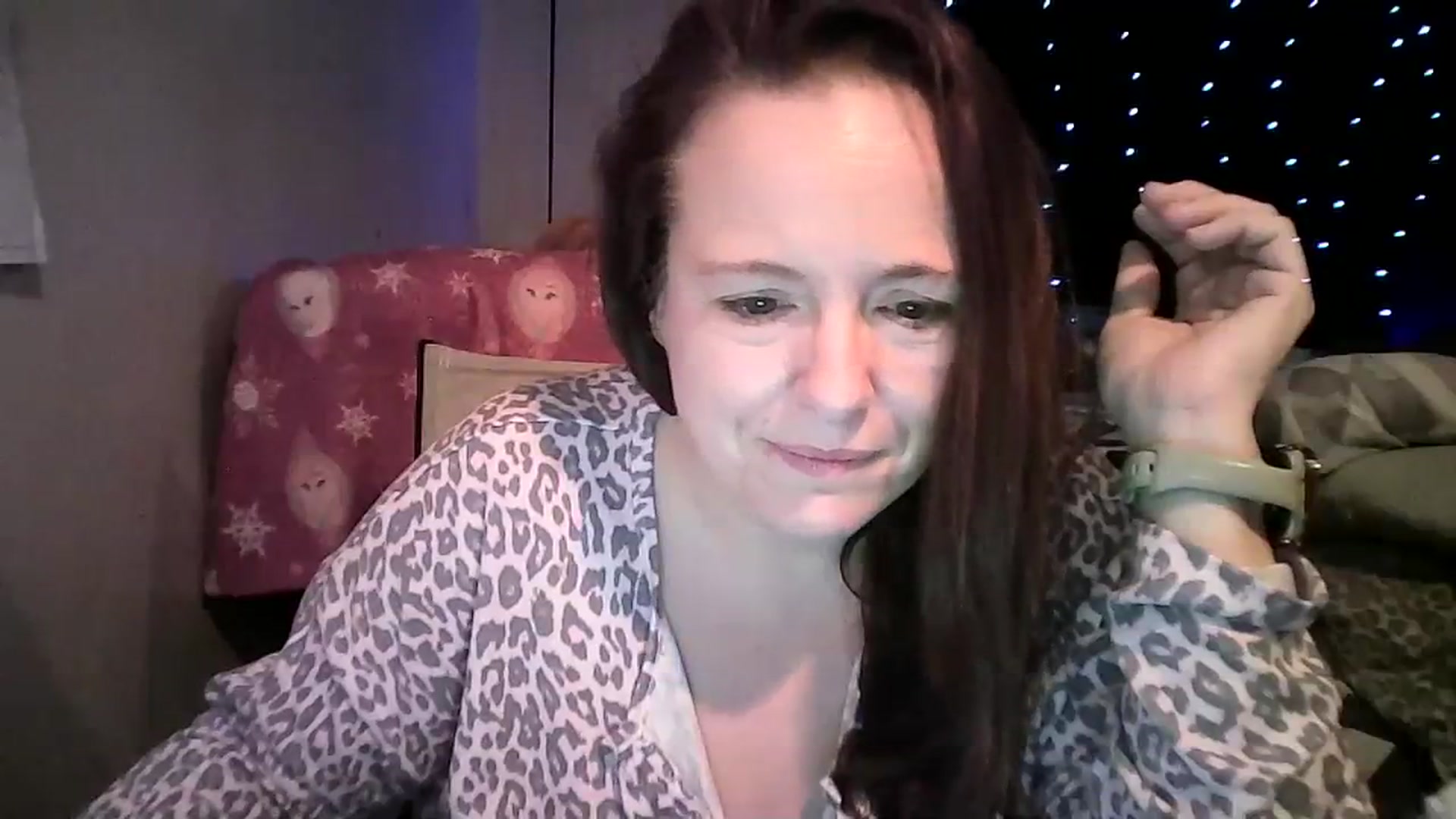 Gallery image thumbnail from Chickens46's myfreecams stream on, 01/01/2024, 12:33 image 3 of 20