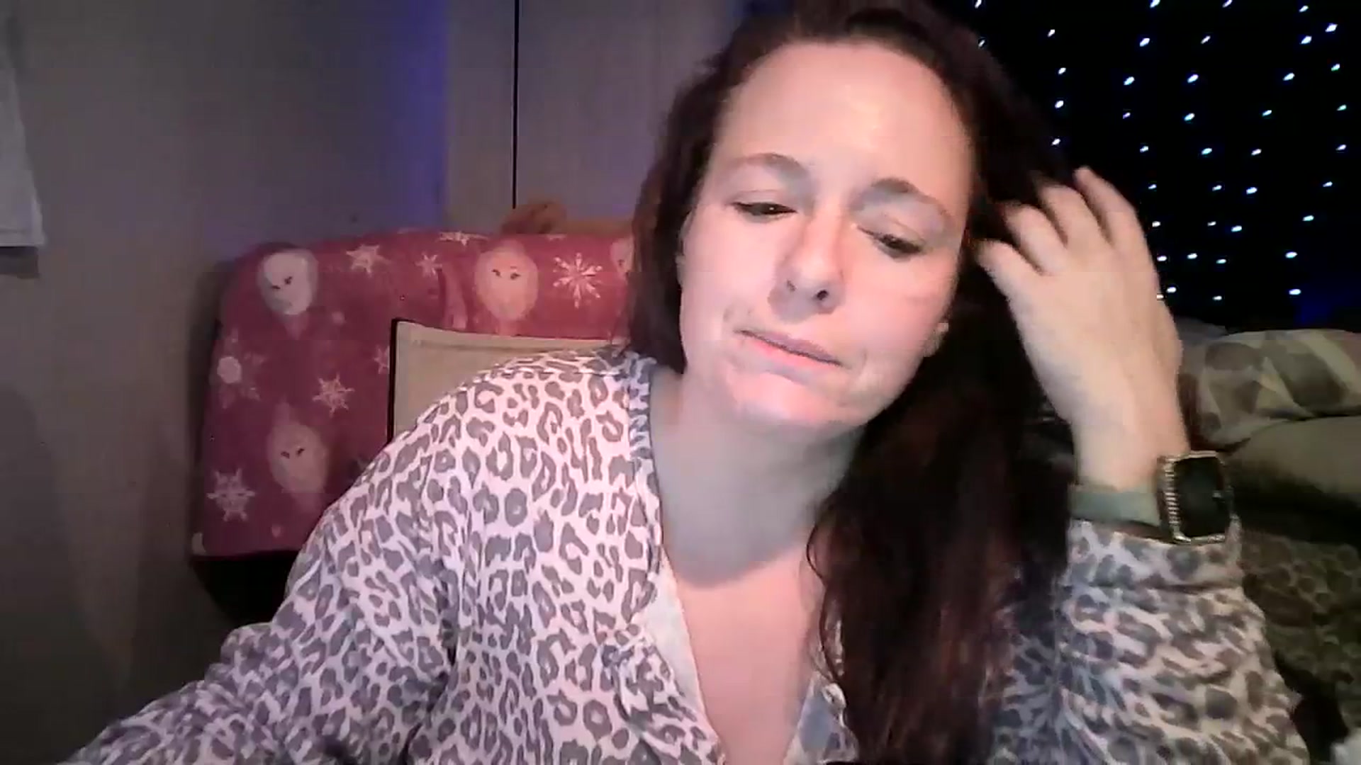 Gallery image thumbnail from Chickens46's myfreecams stream on, 01/01/2024, 12:33 image 6 of 20