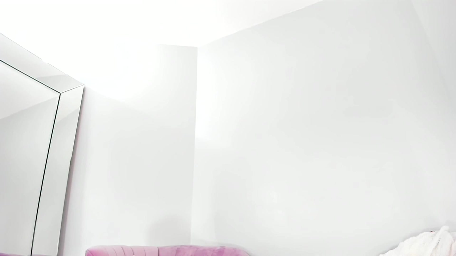 Gallery image thumbnail from ChillRoom's myfreecams stream on, 03/26/2023, 24:12 image 20 of 20
