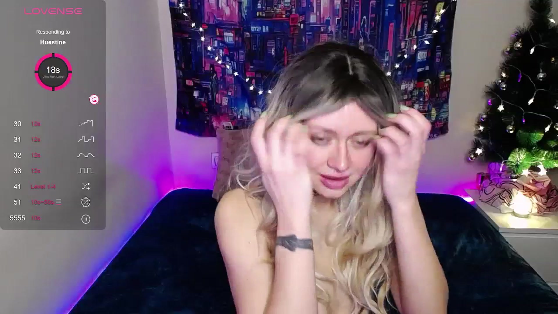 Gallery image thumbnail from Chilly_Lily's myfreecams stream on, 12/22/2023, 23:26 image 11 of 20