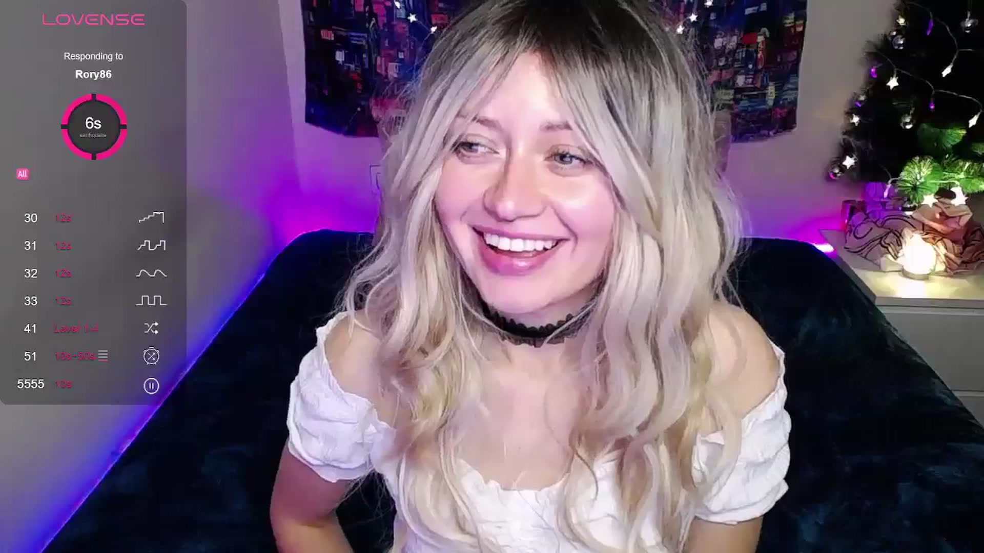 Gallery image thumbnail from Chilly_Lily's myfreecams stream on, 12/22/2023, 23:26 image 16 of 20