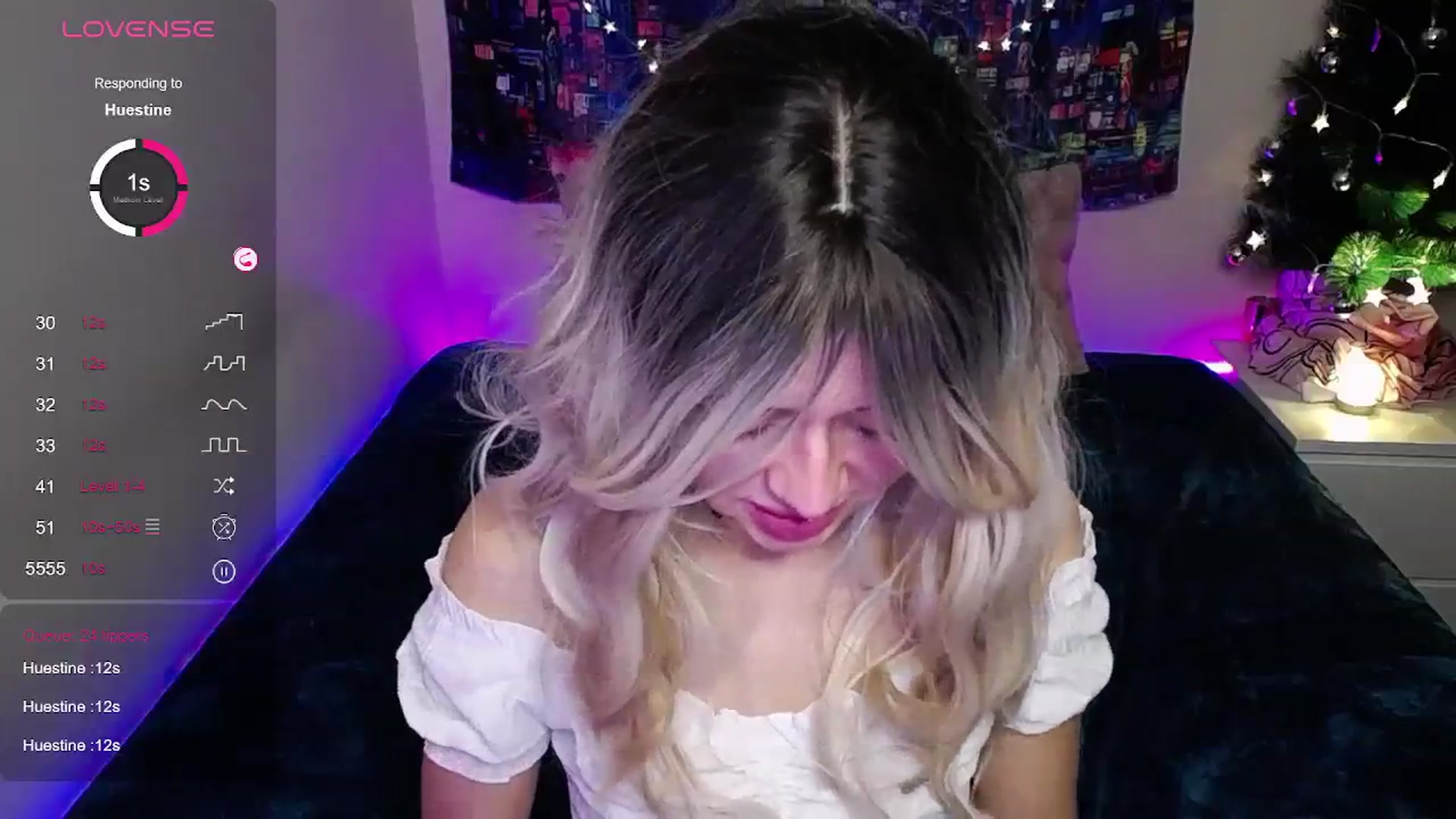 Gallery image thumbnail from Chilly_Lily's myfreecams stream on, 12/23/2023, 04:23 image 7 of 20