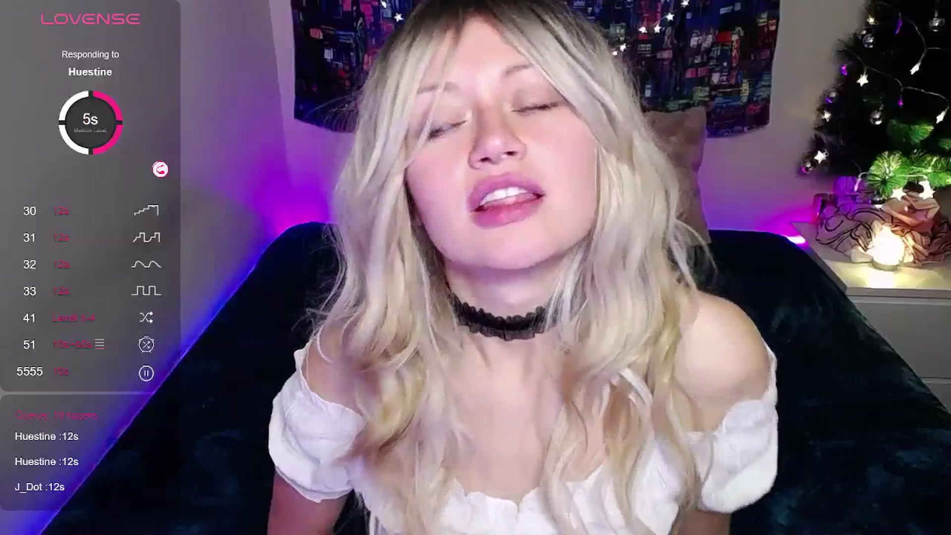 Gallery image thumbnail from Chilly_Lily's myfreecams stream on, 12/23/2023, 04:23 image 17 of 20