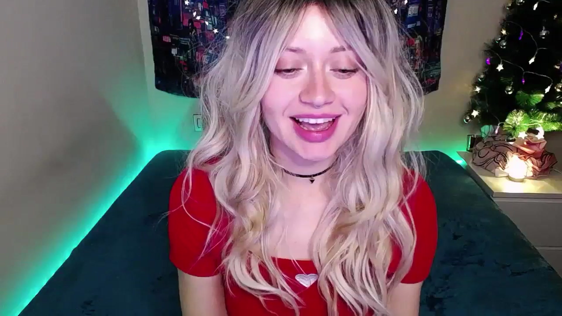 Gallery image thumbnail from Chilly_Lily's myfreecams stream on, 12/23/2023, 23:38 image 8 of 20