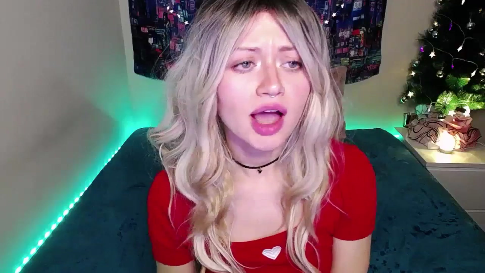 Gallery image thumbnail from Chilly_Lily's myfreecams stream on, 12/23/2023, 23:38 image 16 of 20