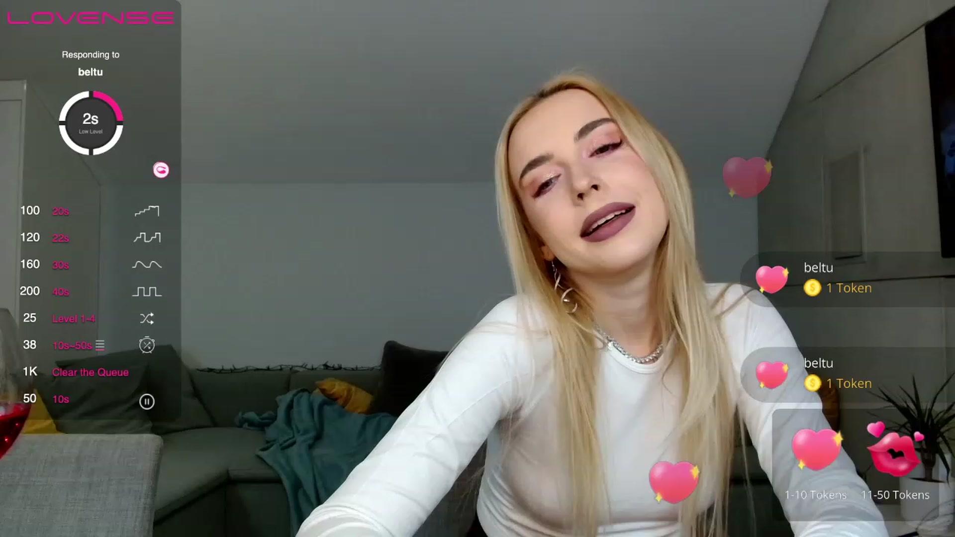 Gallery image thumbnail from ChloeAngel's myfreecams stream on, 12/31/2022, 20:29 image 4 of 20