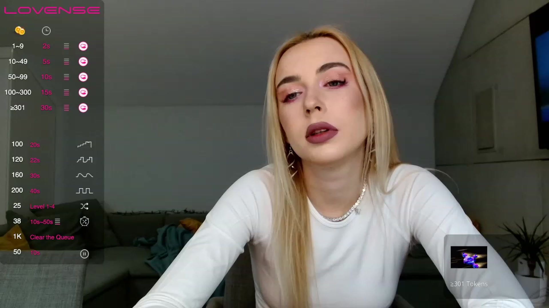 Gallery image thumbnail from ChloeAngel's myfreecams stream on, 12/31/2022, 20:29 image 18 of 20