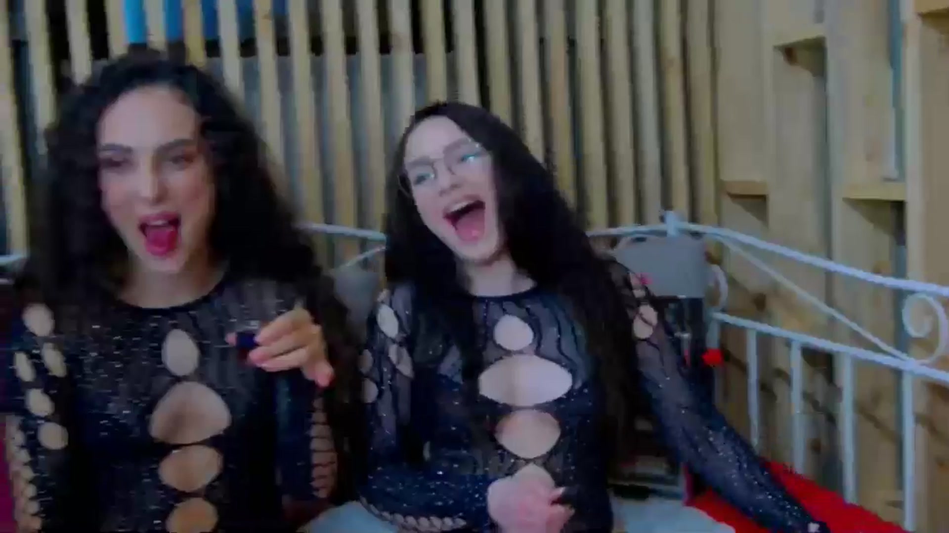 Gallery image thumbnail from ChloeBaby's myfreecams stream on, 04/27/2024, 21:26 image 3 of 20