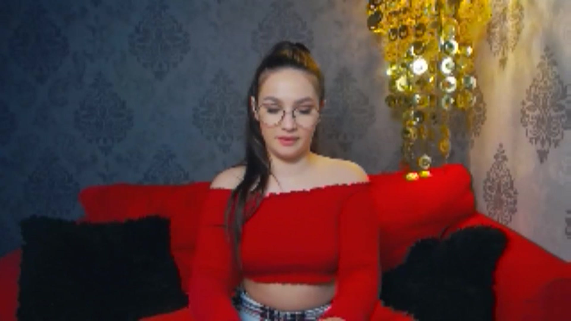 Gallery image thumbnail from ChloeBaby's myfreecams stream on, 05/12/2024, 22:39 image 7 of 20