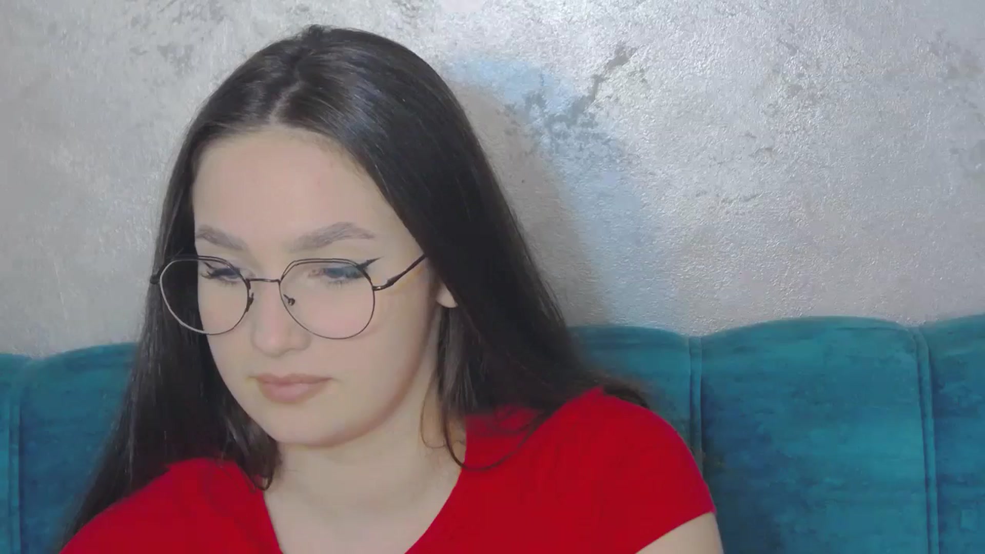 Gallery image thumbnail from ChloeBaby's myfreecams stream on, 05/14/2024, 21:37 image 9 of 20