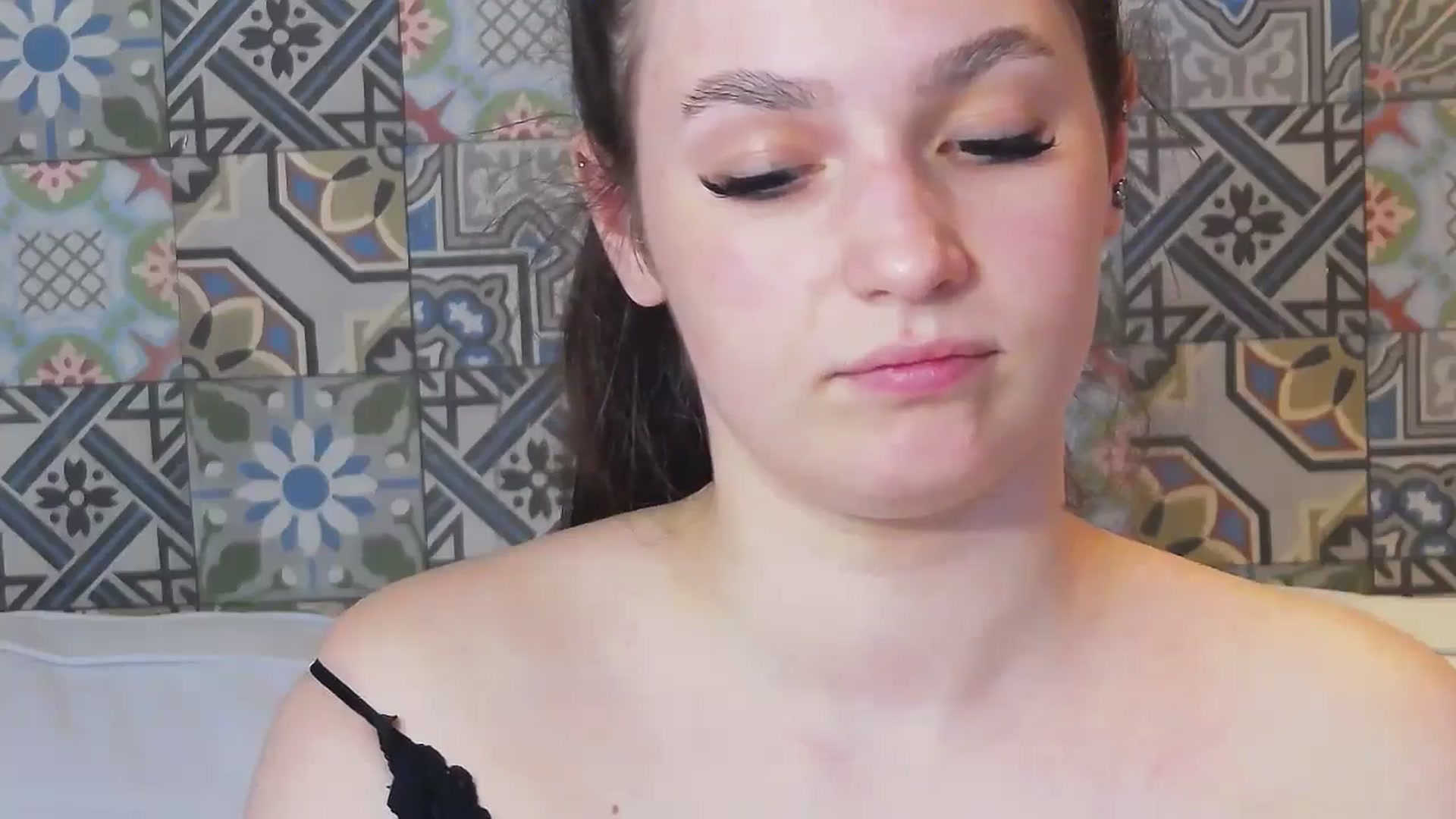 Gallery image thumbnail from ChloeBaby's myfreecams stream on, 05/20/2024, 18:06 image 3 of 20