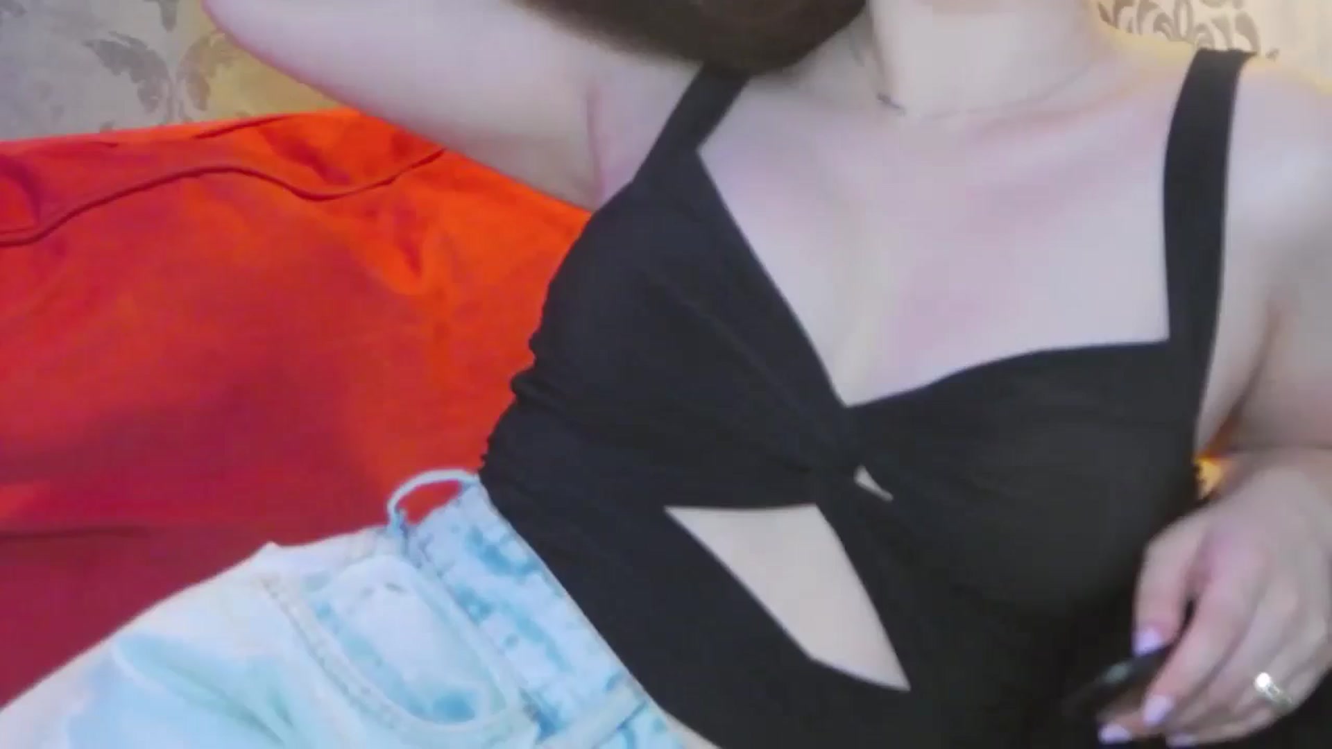 Gallery image thumbnail from ChloeBaby's myfreecams stream on, 06/09/2024, 19:42 image 6 of 20