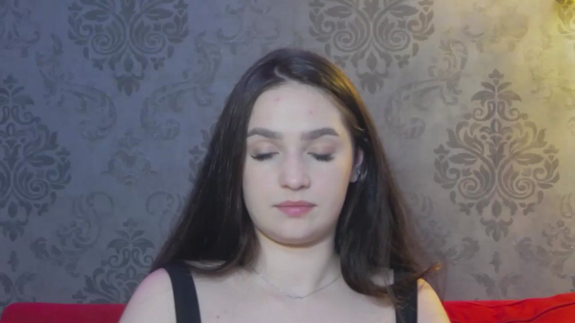 Gallery image thumbnail from ChloeBaby's myfreecams stream on, 06/09/2024, 22:27 image 18 of 20