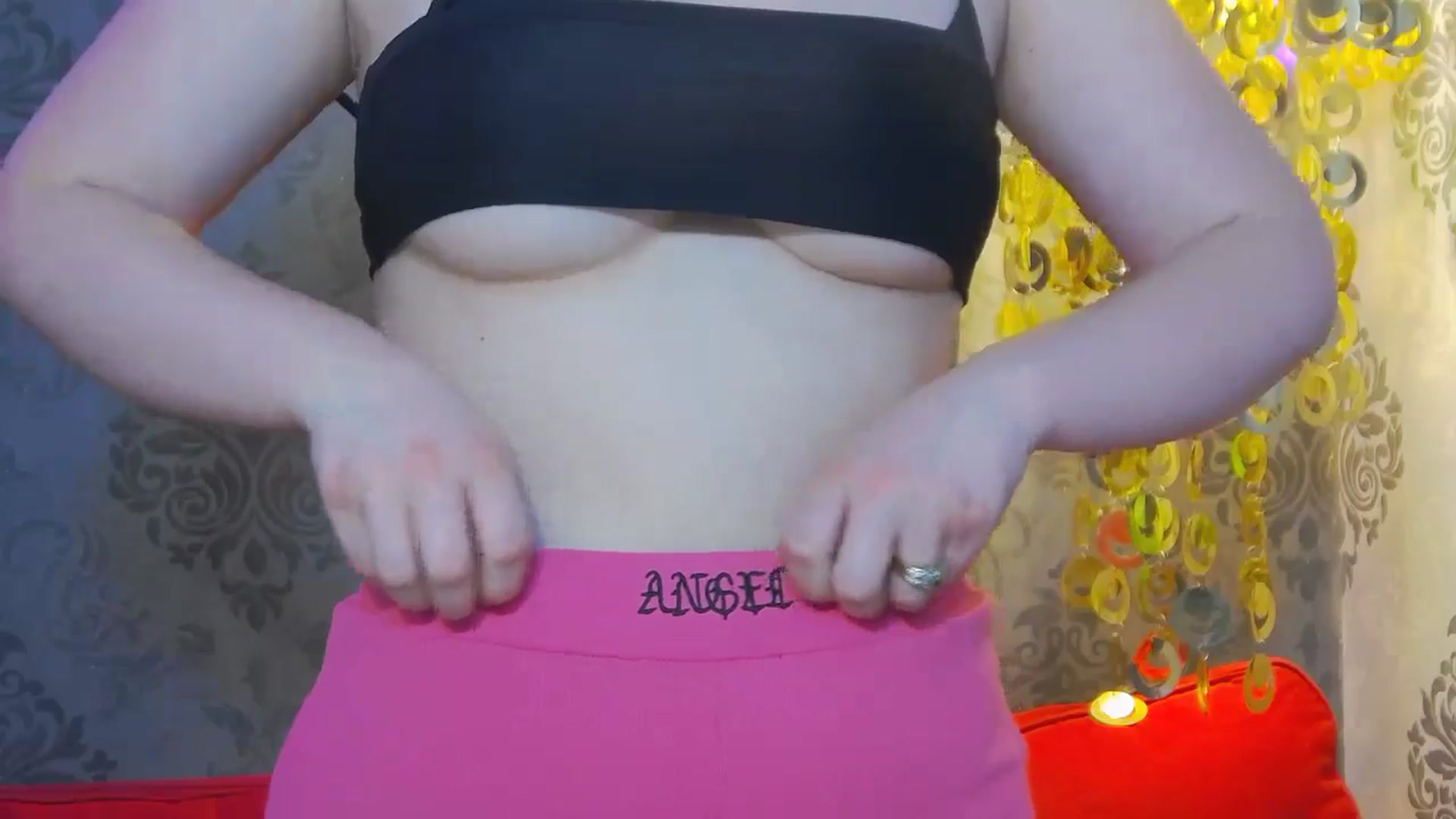 Gallery image thumbnail from ChloeBaby's myfreecams stream on, 06/12/2024, 01:40 image 5 of 20
