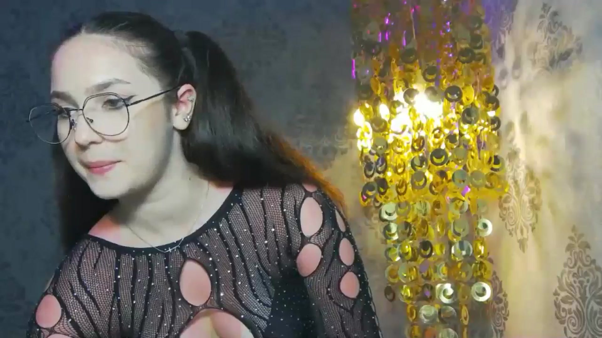 Gallery image thumbnail from ChloeBaby's myfreecams stream on, 06/20/2024, 21:11 image 4 of 20