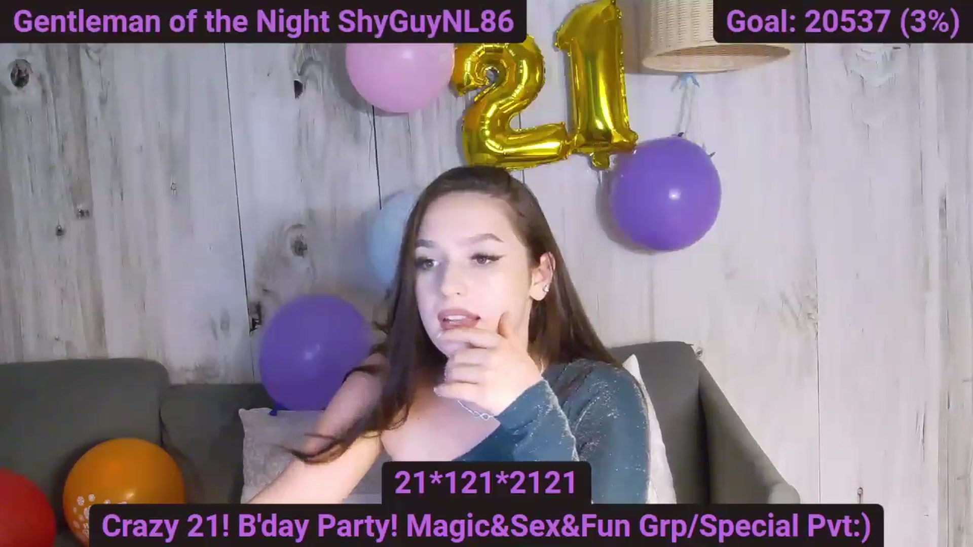 Gallery image thumbnail from ChloeBaby's myfreecams stream on, 06/27/2024, 23:34 image 5 of 20
