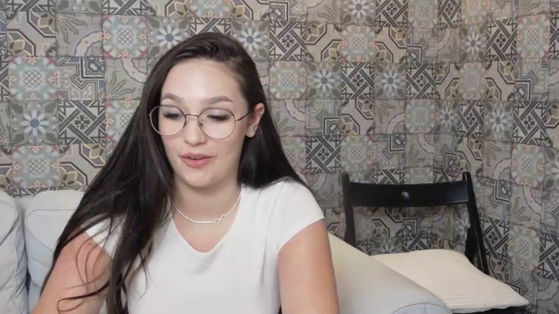 Gallery image thumbnail from ChloeBaby's myfreecams stream on, 06/28/2024, 22:34 image 10 of 20