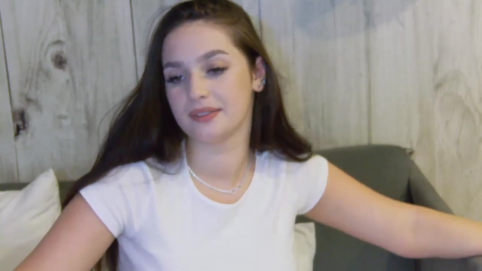 Gallery image thumbnail from ChloeBaby's myfreecams stream on, 07/04/2024, 23:41 image 16 of 20