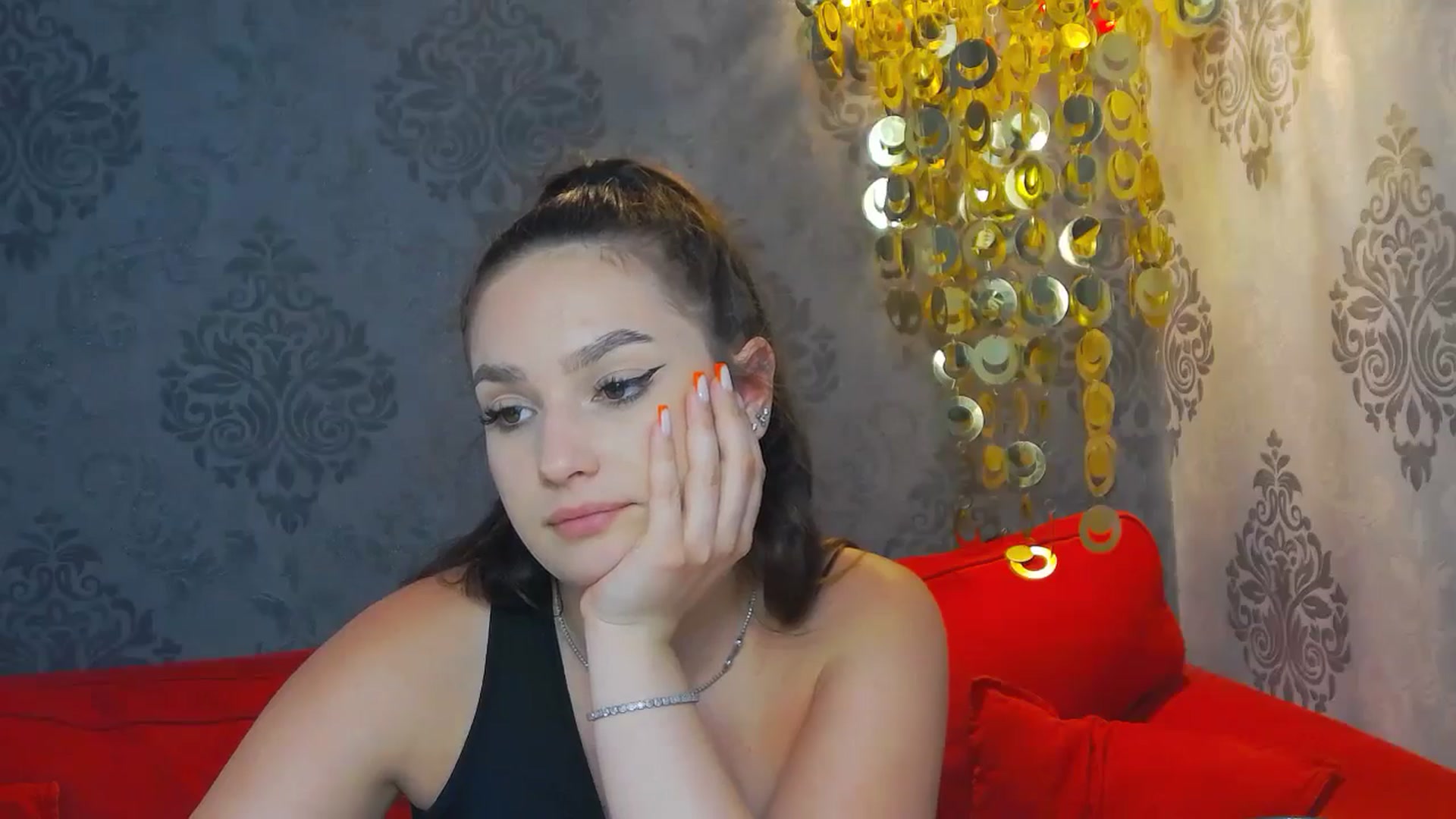 Gallery image thumbnail from ChloeBaby's myfreecams stream on, 07/17/2024, 23:01 image 11 of 20