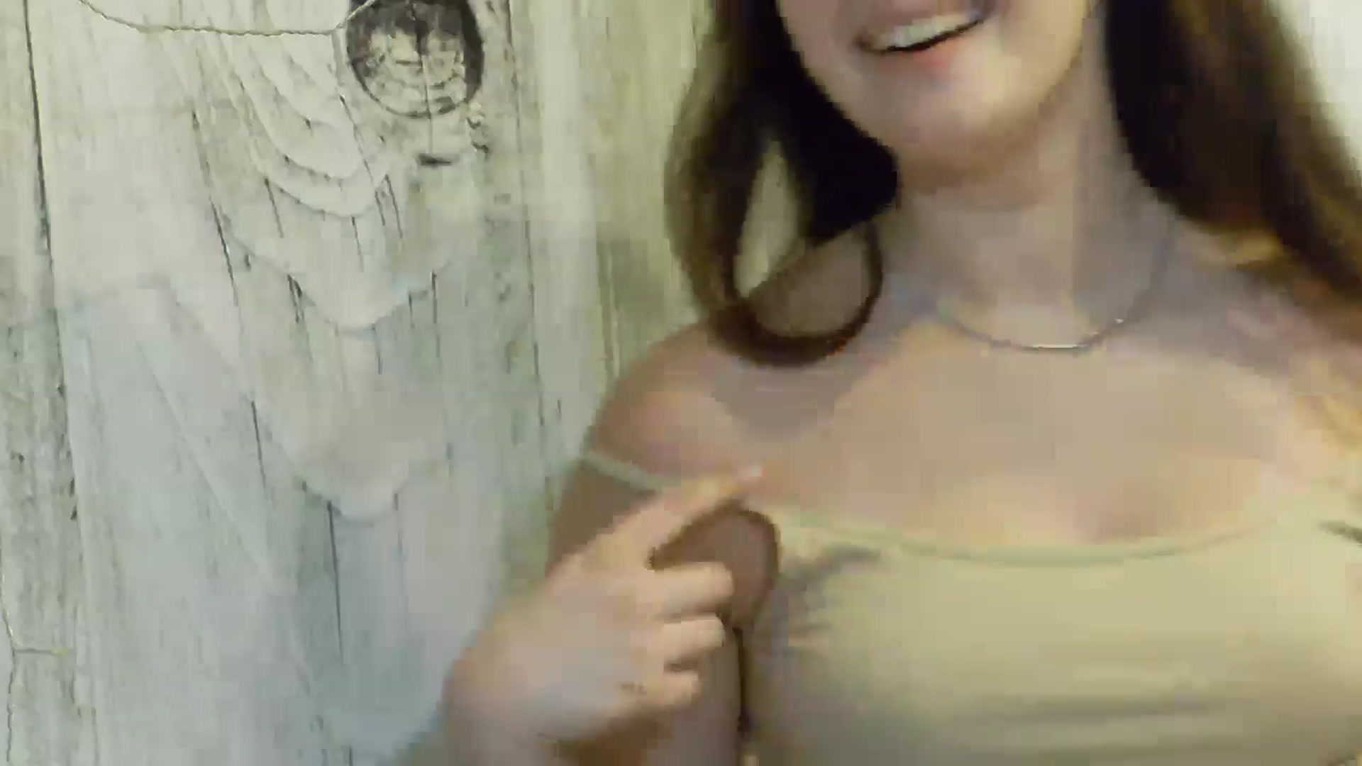 Gallery image thumbnail from ChloeBaby's myfreecams stream on, 07/22/2024, 20:46 image 3 of 20