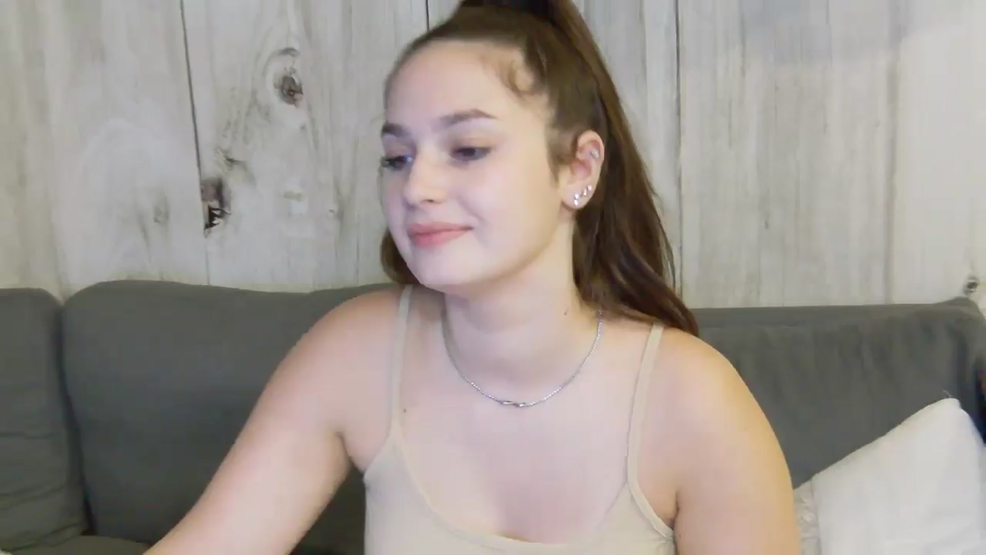 Gallery image thumbnail from ChloeBaby's myfreecams stream on, 07/22/2024, 23:27 image 9 of 20