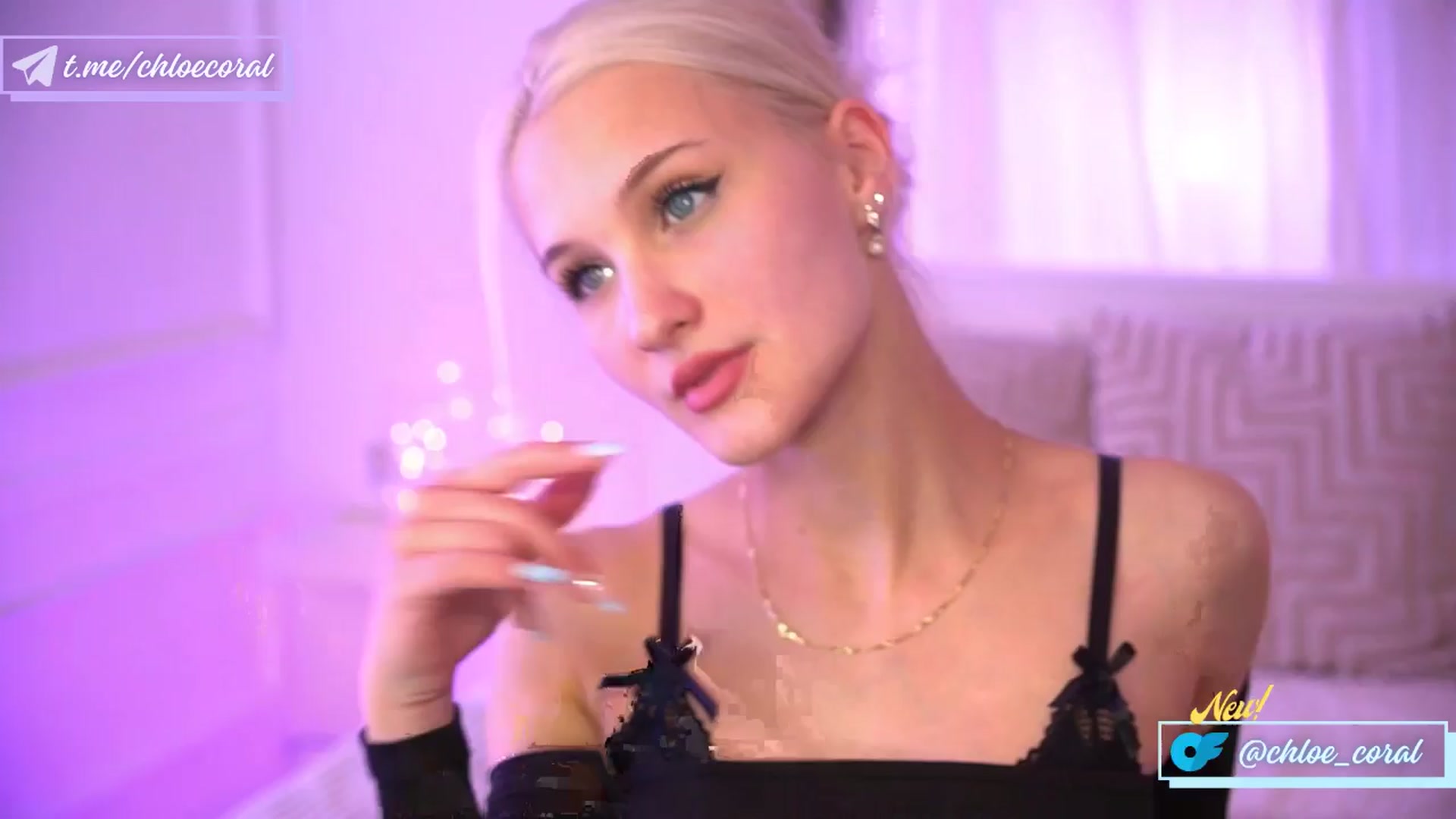 Gallery image thumbnail from ChloeCoral's myfreecams stream on, 03/27/2024, 18:05 image 16 of 20