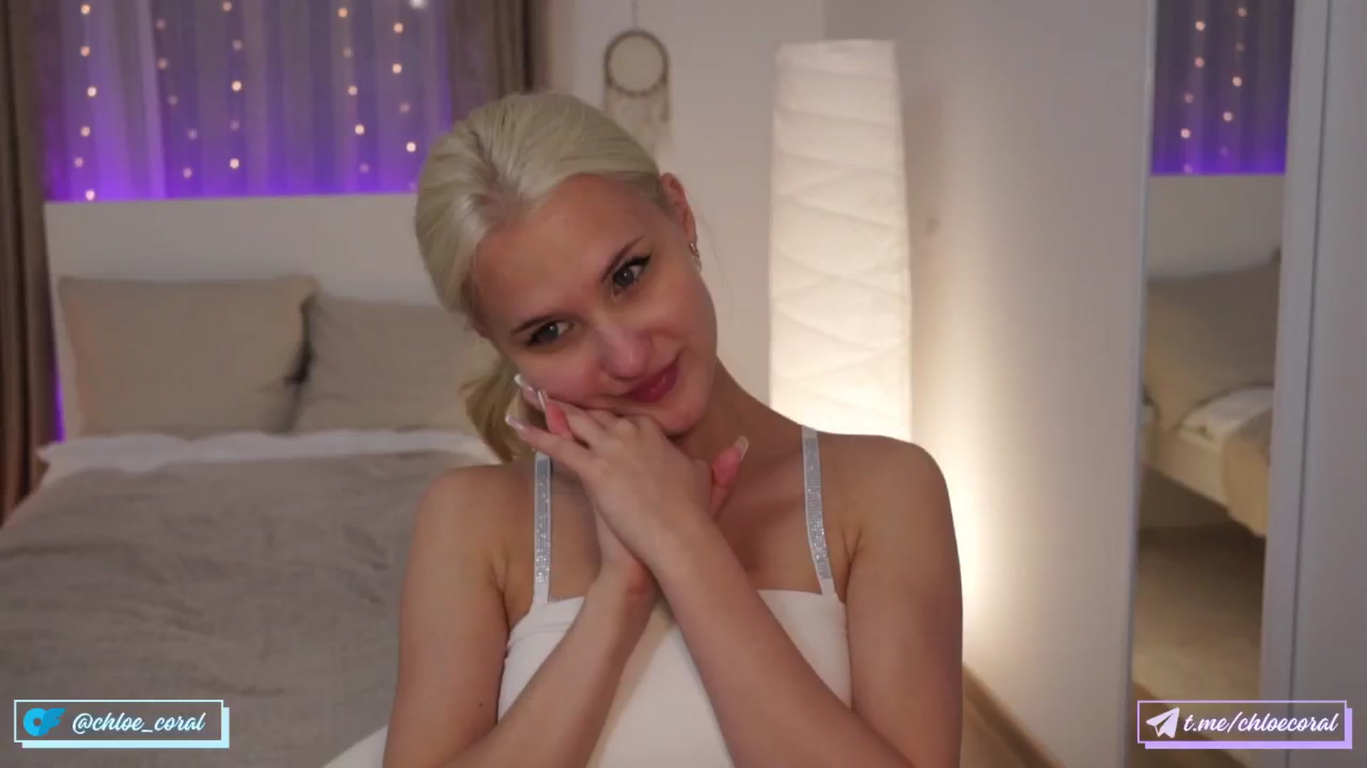 Gallery image thumbnail from ChloeCoral's myfreecams stream on, 05/06/2024, 19:19 image 1 of 20