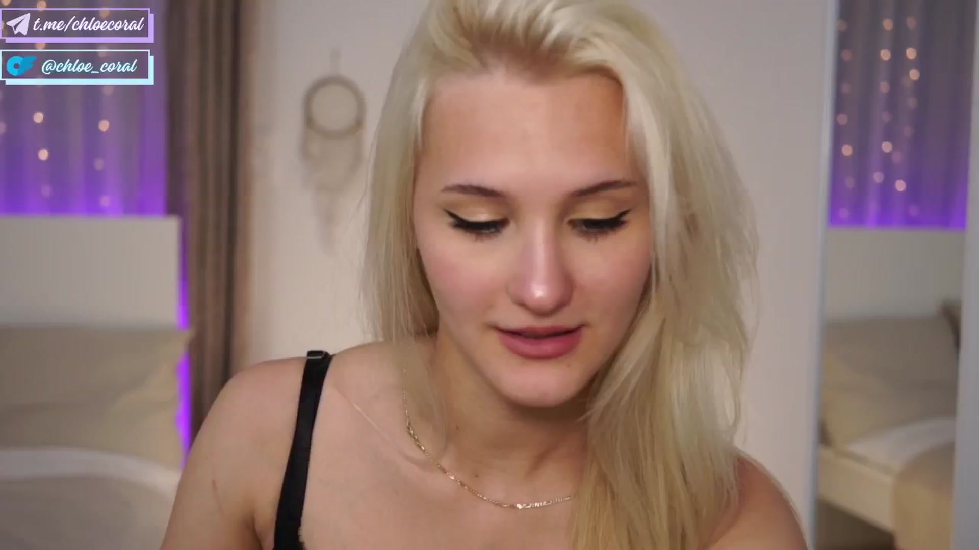Gallery image thumbnail from ChloeCoral's myfreecams stream on, 06/22/2024, 14:04 image 14 of 20
