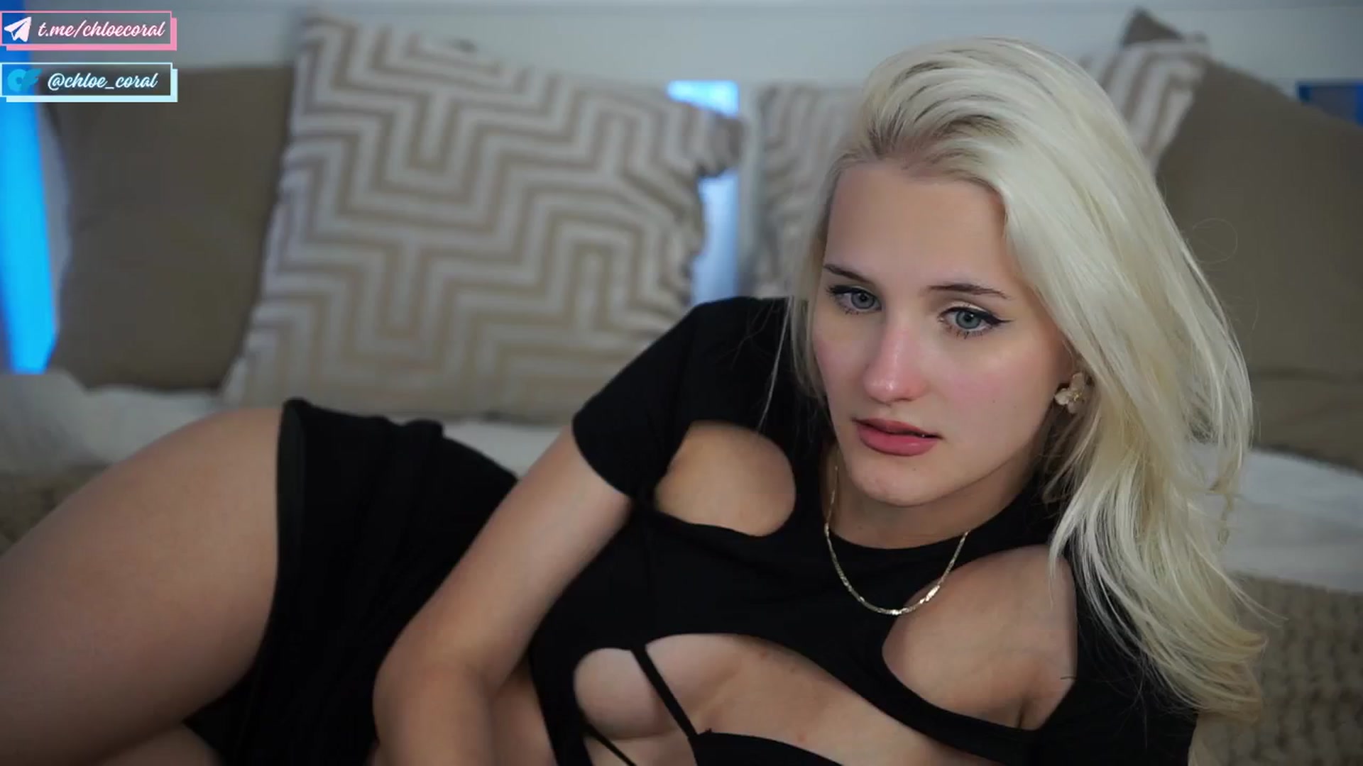 Gallery image thumbnail from ChloeCoral's myfreecams stream on, 07/23/2024, 22:15 image 10 of 20