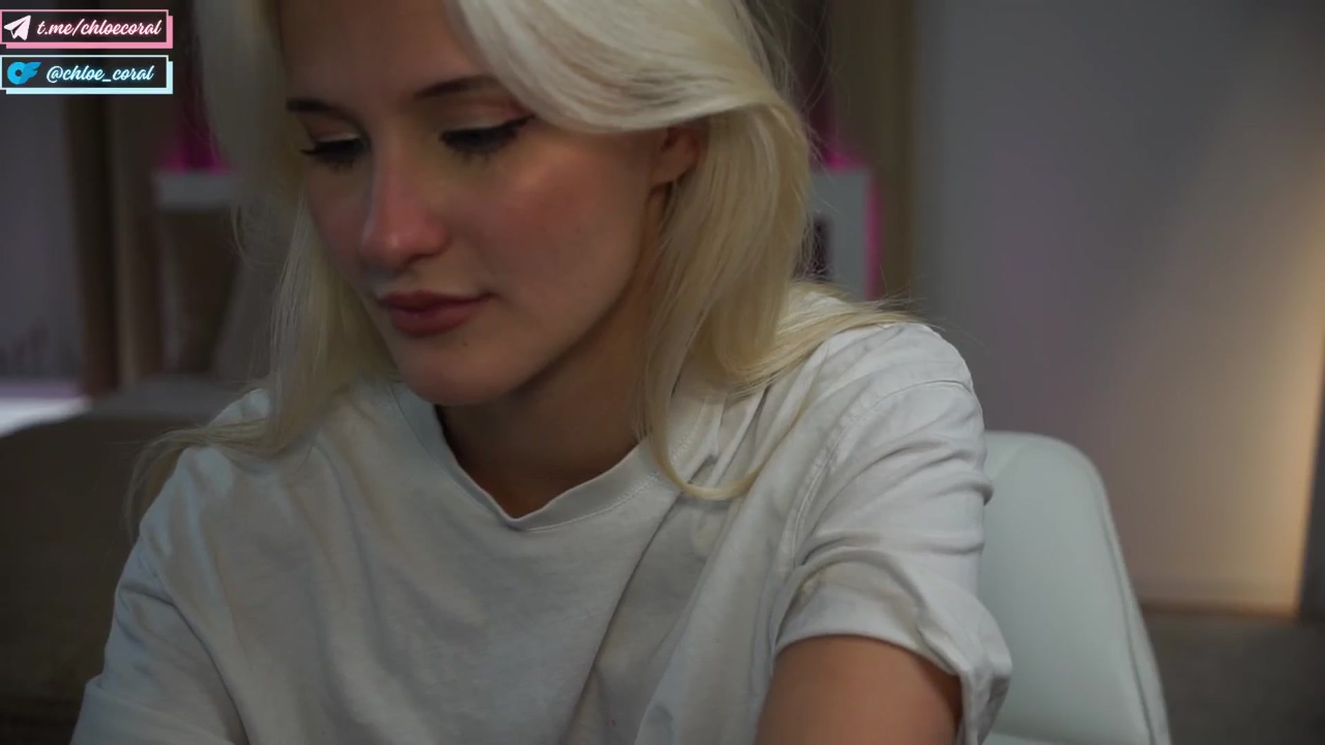 Gallery image thumbnail from ChloeCoral's myfreecams stream on, 08/27/2024, 21:00 image 10 of 20