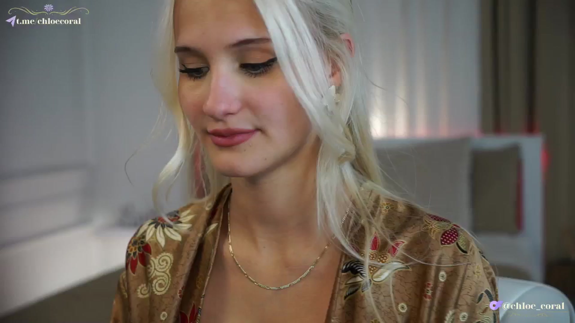 Gallery image thumbnail from ChloeCoral's myfreecams stream on, 09/24/2024, 22:59 image 15 of 20