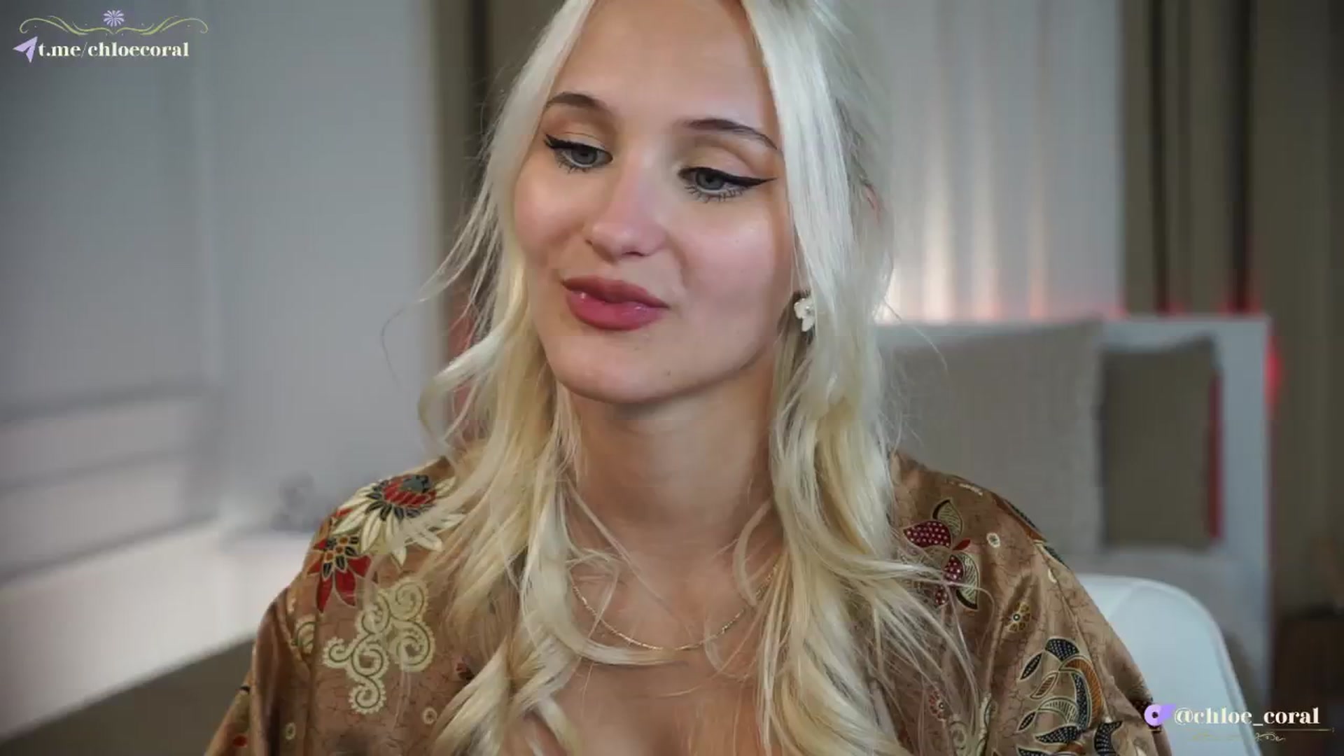 Gallery image thumbnail from ChloeCoral's myfreecams stream on, 09/24/2024, 22:59 image 16 of 20